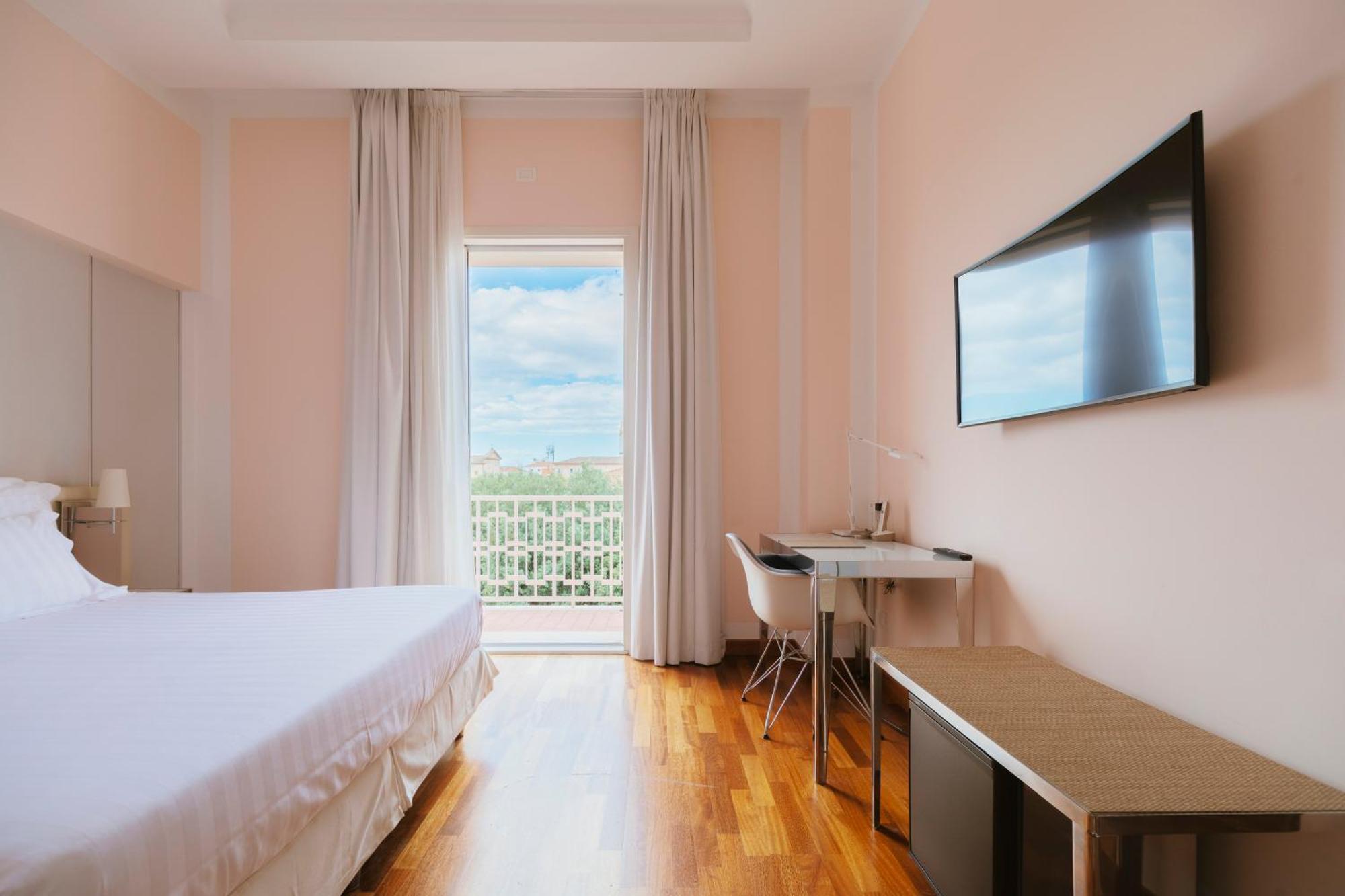 Hotel Miramare Civitanova Marche Exterior photo