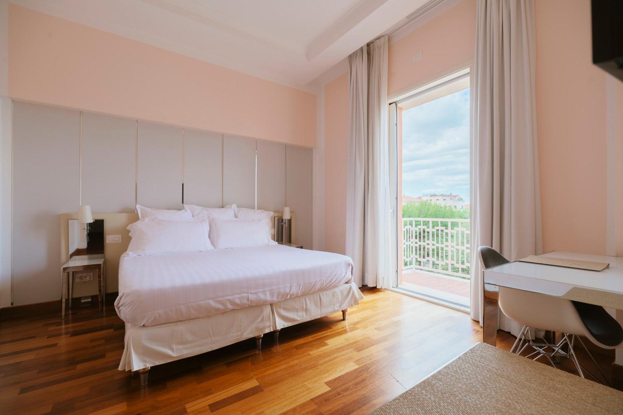Hotel Miramare Civitanova Marche Exterior photo